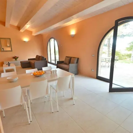 Pesca By Interhome